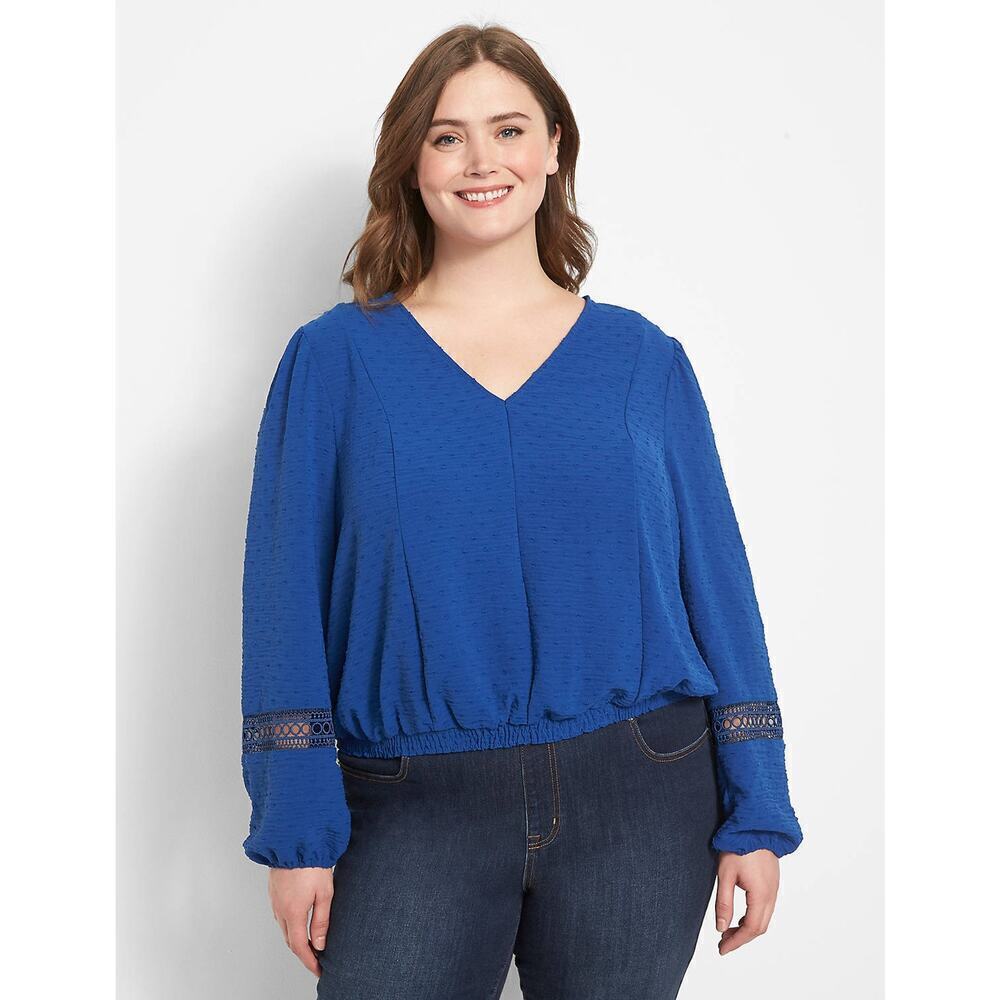 Lane Bryant Size 24 Clip Dot Classic Long-Sleeve V-Neck Cropped Blouse Top Blue